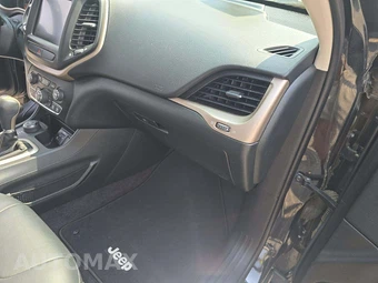 2016 Jeep Cherokee Limited - miniatura 16