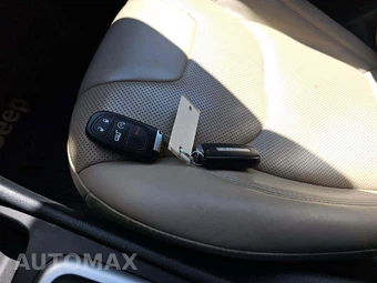 2016 Jeep Cherokee Limited - miniatura 5