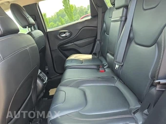 2016 Jeep Cherokee Limited – miniatura 16