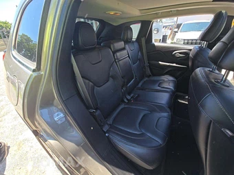 2016 Jeep Cherokee Limited - miniatura 16