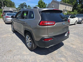 2016 Jeep Cherokee Limited - miniatura 2