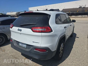 2016 Jeep Cherokee Sport – miniatura 4