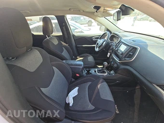 2016 Jeep Cherokee Sport – miniatura 8