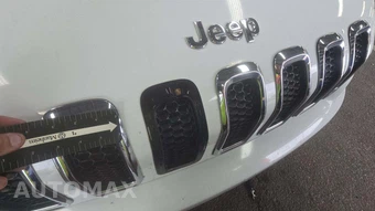 2016 Jeep Cherokee Sport - miniatura 34