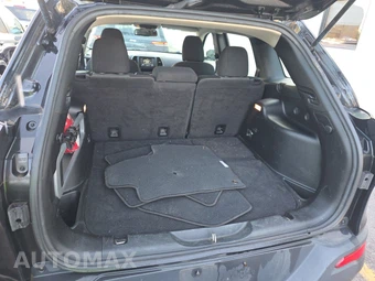 2016 Jeep Cherokee Sport – miniatura 16