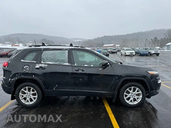 2016 Jeep Cherokee Sport – miniatura 6