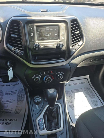2016 Jeep Cherokee Sport Altitude Edition - miniatura 10