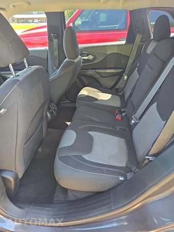 2016 Jeep Cherokee Sport Altitude Edition - miniatura 13