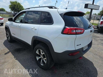 2016 Jeep Cherokee Trailhawk - miniatura 2