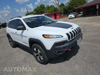2016 Jeep Cherokee Trailhawk - miniatura 4