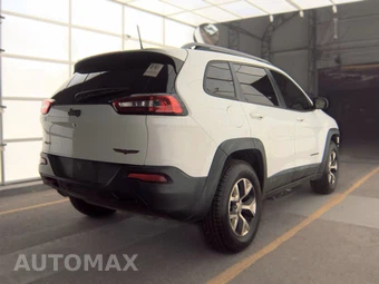 2016 Jeep Cherokee Trailhawk - miniatura 4