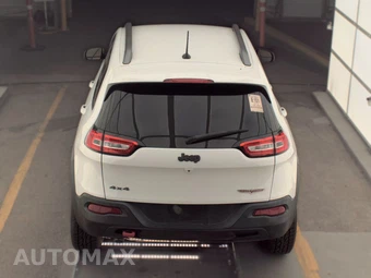 2016 Jeep Cherokee Trailhawk - miniatura 5