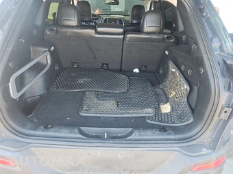2016 Jeep Cherokee Trailhawk – miniatura 16