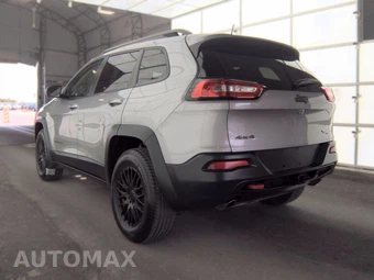 2016 Jeep Cherokee Trailhawk - miniatura 6