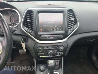 2016 Jeep Cherokee Trailhawk - miniatura 10