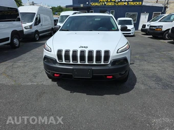 2016 Jeep Cherokee Trailhawk – miniatura 2