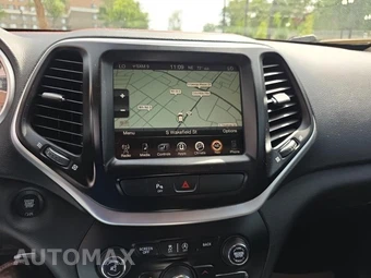 2016 Jeep Cherokee Trailhawk – miniatura 23