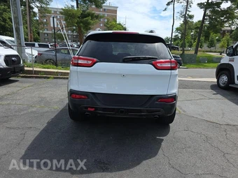 2016 Jeep Cherokee Trailhawk – miniatura 5