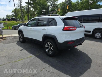 2016 Jeep Cherokee Trailhawk – miniatura 6