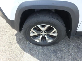 2016 Jeep Cherokee Trailhawk – miniatura 8