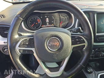 2016 Jeep Cherokee Trailhawk – miniatura 10