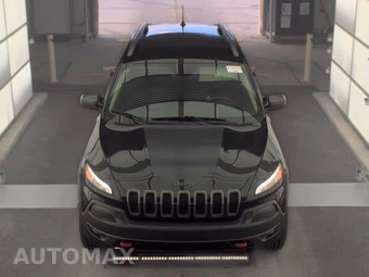 2016 Jeep Cherokee Trailhawk – miniatura 2