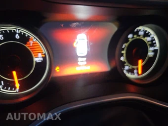 2016 Jeep Cherokee Trailhawk - miniatura 12