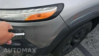 2016 Jeep Cherokee Trailhawk - miniatura 22