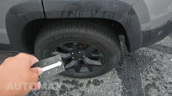 2016 Jeep Cherokee Trailhawk - miniatura 31