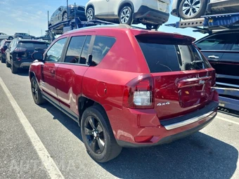 2016 Jeep Compass High Altitude Edition - miniatura 6