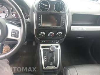 2016 Jeep Compass High Altitude Edition – miniatura 16