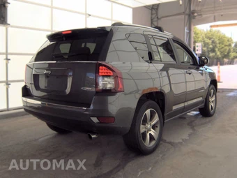 2016 Jeep Compass High Altitude Edition – miniatura 4