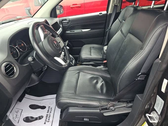 2016 Jeep Compass High Altitude Edition – miniatura 7
