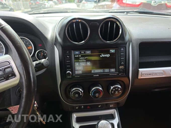 2016 Jeep Compass High Altitude Edition - miniatura 10