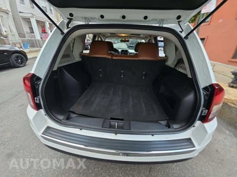 2016 Jeep Compass High Altitude Edition - miniatura 14