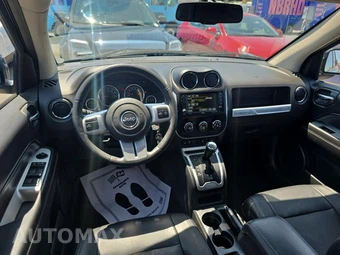 2016 Jeep Compass High Altitude Edition – miniatura 8