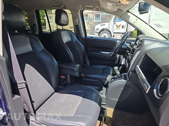 2016 Jeep Compass Latitude – miniatura 18
