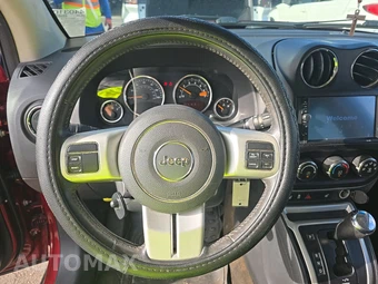 2016 Jeep Compass Latitude – miniatura 10