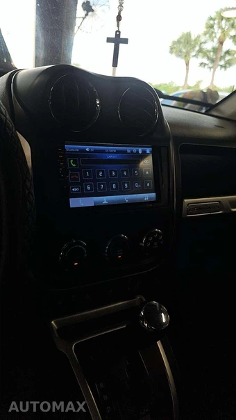 2016 Jeep Compass Latitude – miniatura 23