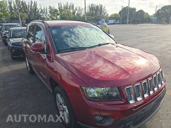 2016 Jeep Compass Latitude – miniatura 3