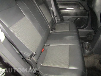 2016 Jeep Compass Latitude – miniatura 17