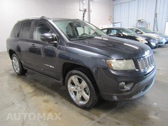 2016 Jeep Compass Latitude – miniatura 3