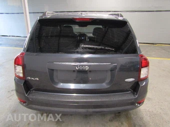 2016 Jeep Compass Latitude – miniatura 5