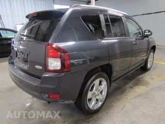 2016 Jeep Compass Latitude – miniatura 6