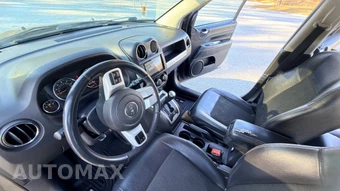 2016 Jeep Compass Latitude - miniatura 27