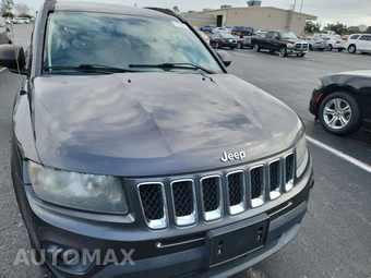 2016 Jeep Compass Sport - miniatura 2
