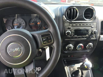 2016 Jeep Compass Sport – miniatura 11