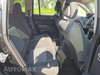 2016 Jeep Compass Sport – miniatura 16