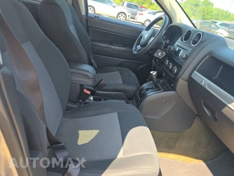 2016 Jeep Compass Sport – miniatura 8