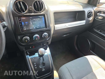 2016 Jeep Compass Sport – miniatura 10